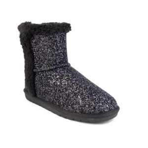 NWT!! Women’s size 7 True Craft boots